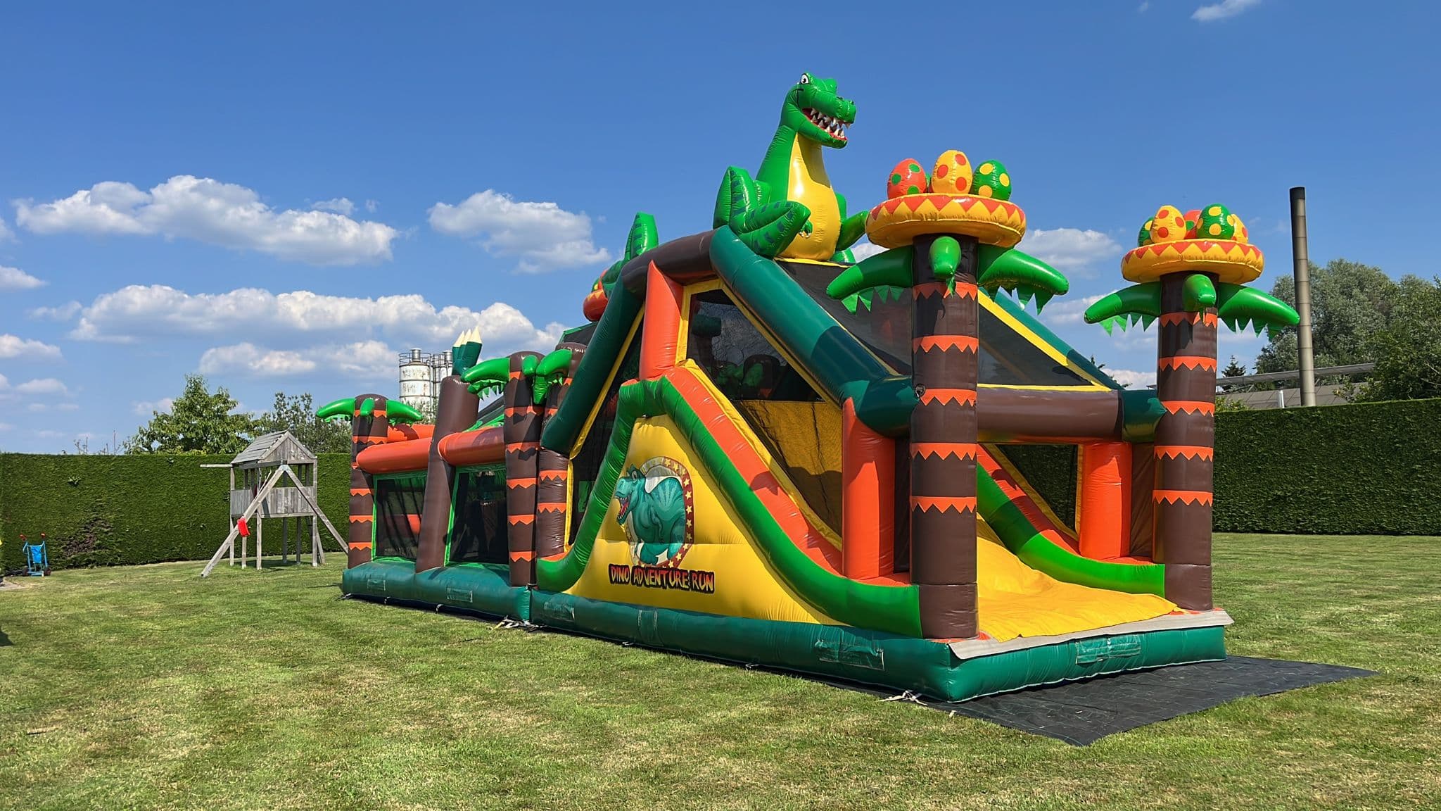 Dino run 15m Hindernisbanen 2 delen Jumperke