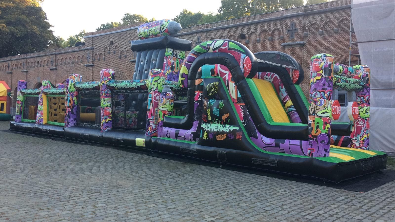 Graffiti run 21m Hindernisbanen 3 delen Jumperke