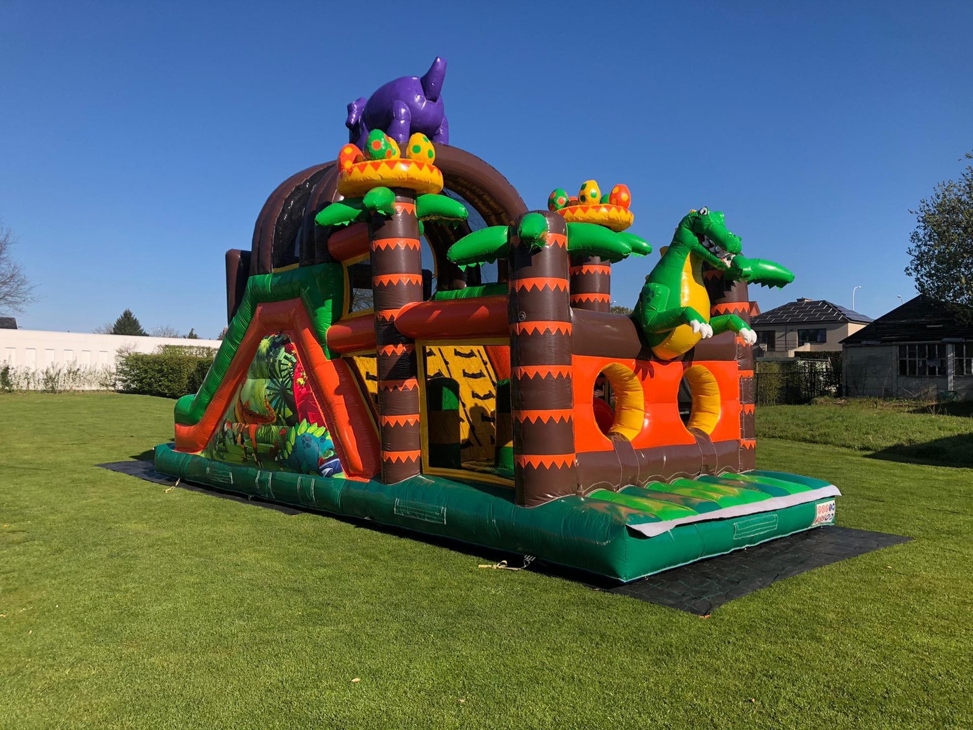 Dino run 10m Hindernisbanen 1 deel Jumperke