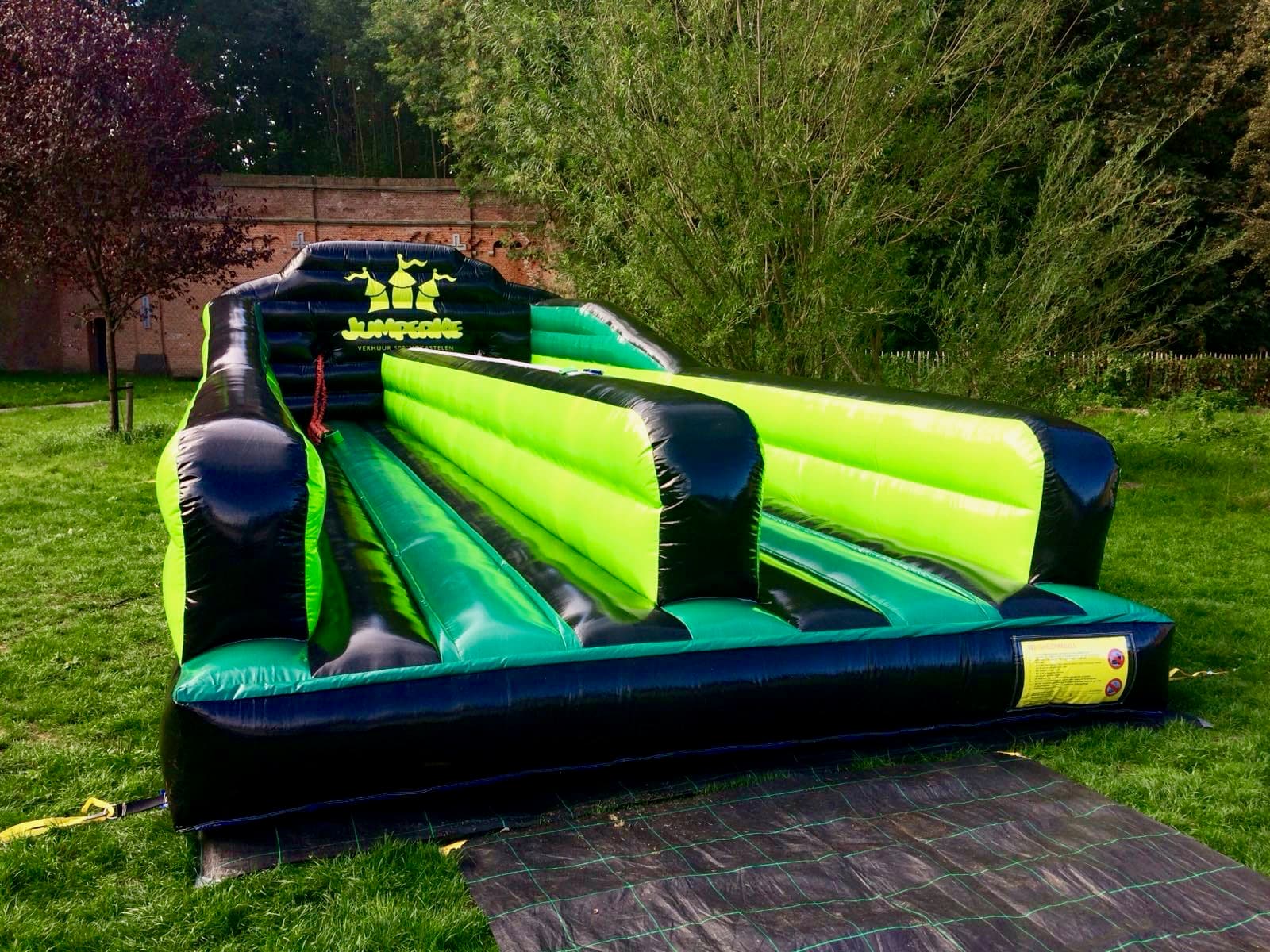Bungee run jumperke Attracties en spelen Challenge Jumperke