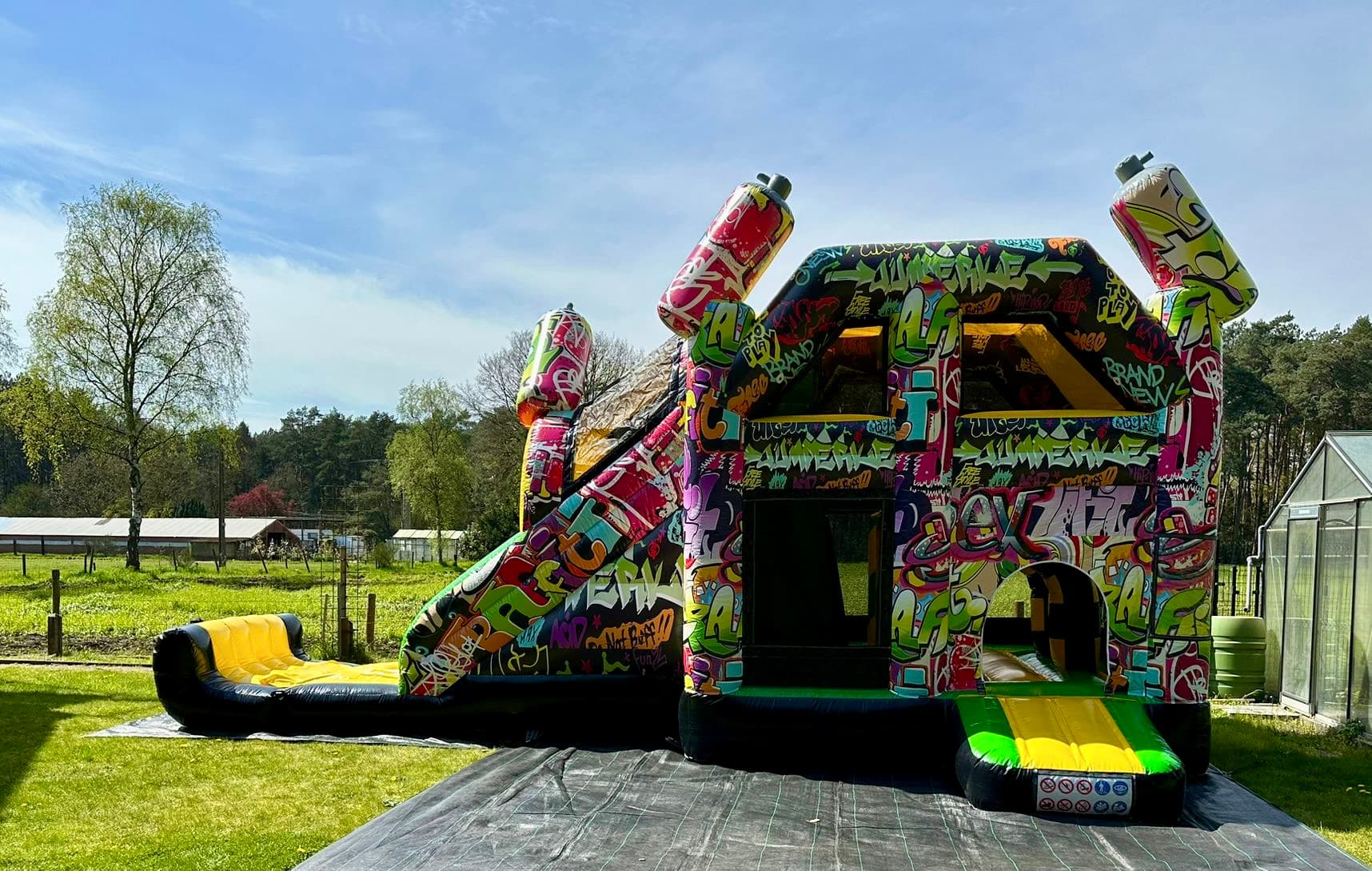 Combi Megaslide Graffiti Springkastelen Combislide Jumperke