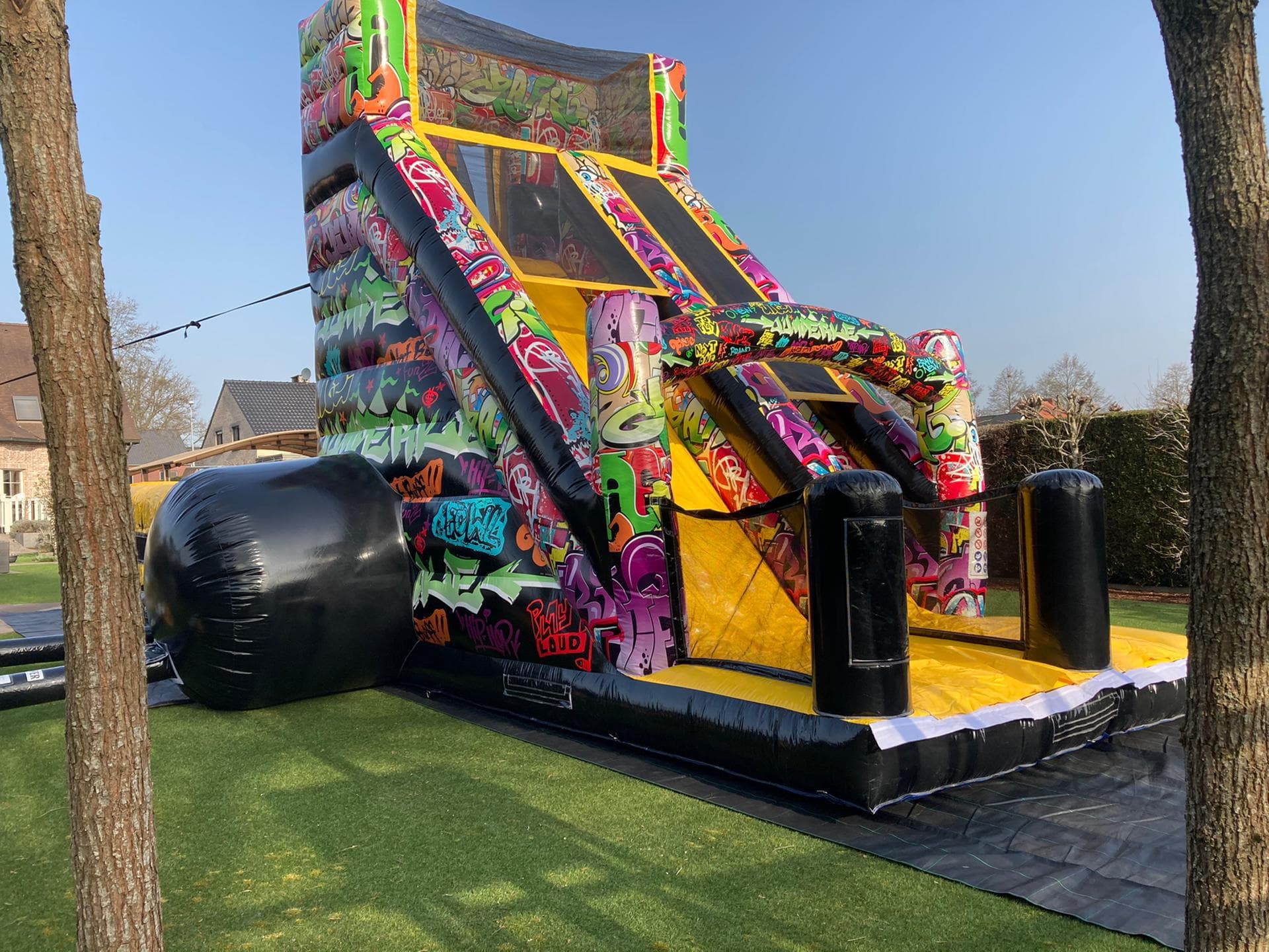 Graffiti run deel 13 XXL slide Hindernisbanen 1 deel Jumperke