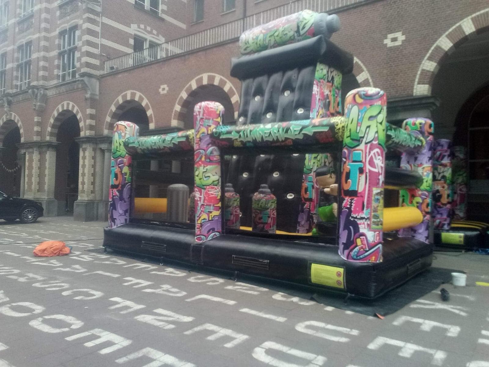 Graffiti run deel 4 klimtoren Hindernisbanen 1 deel Jumperke