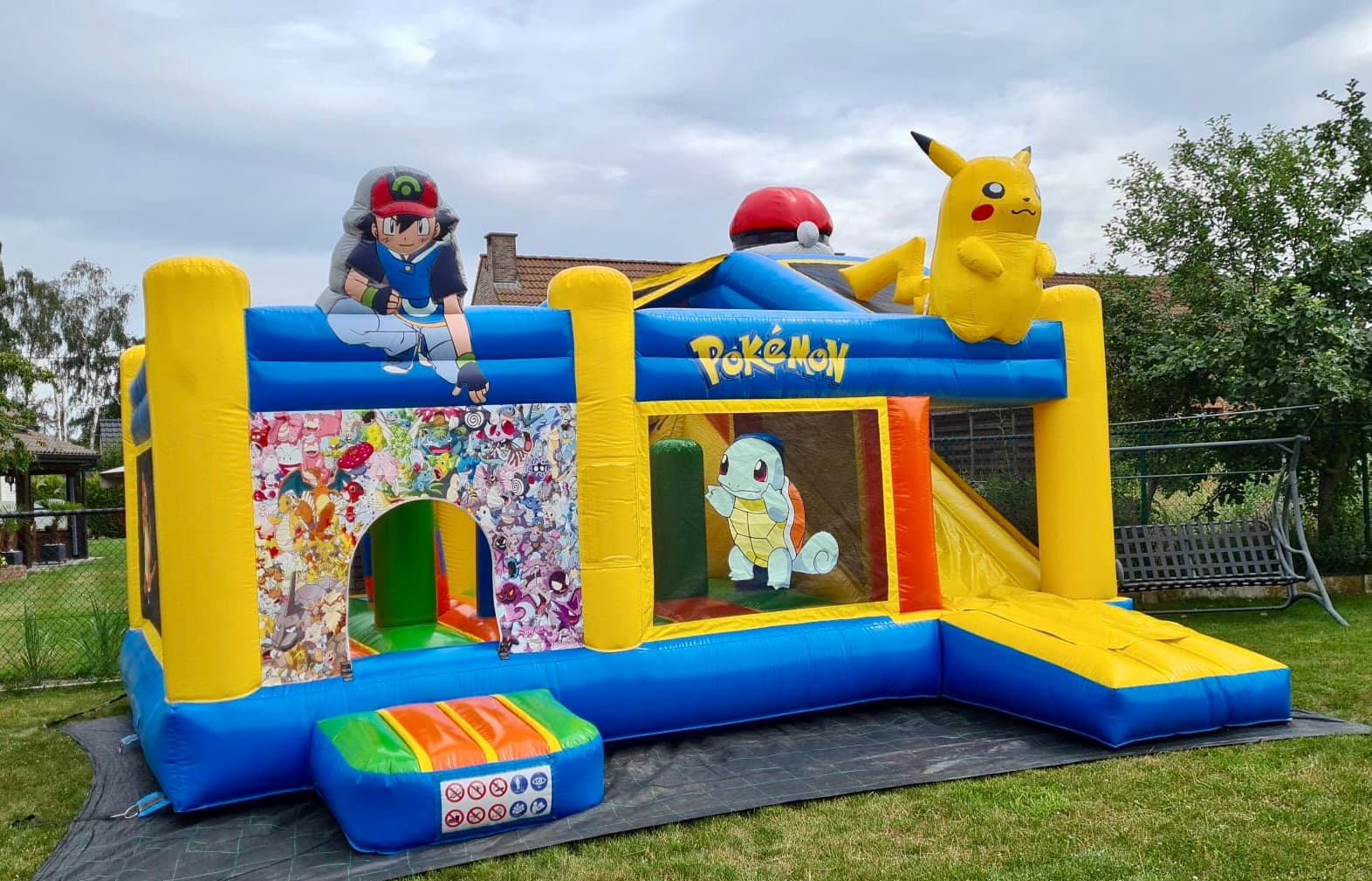 park XXL megaslide pokemon Jumperke
